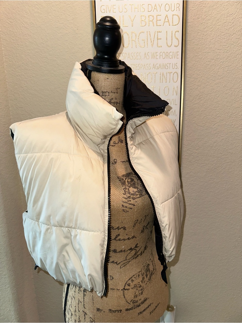 H&M Reversible Puffer Vest in Cream and Black